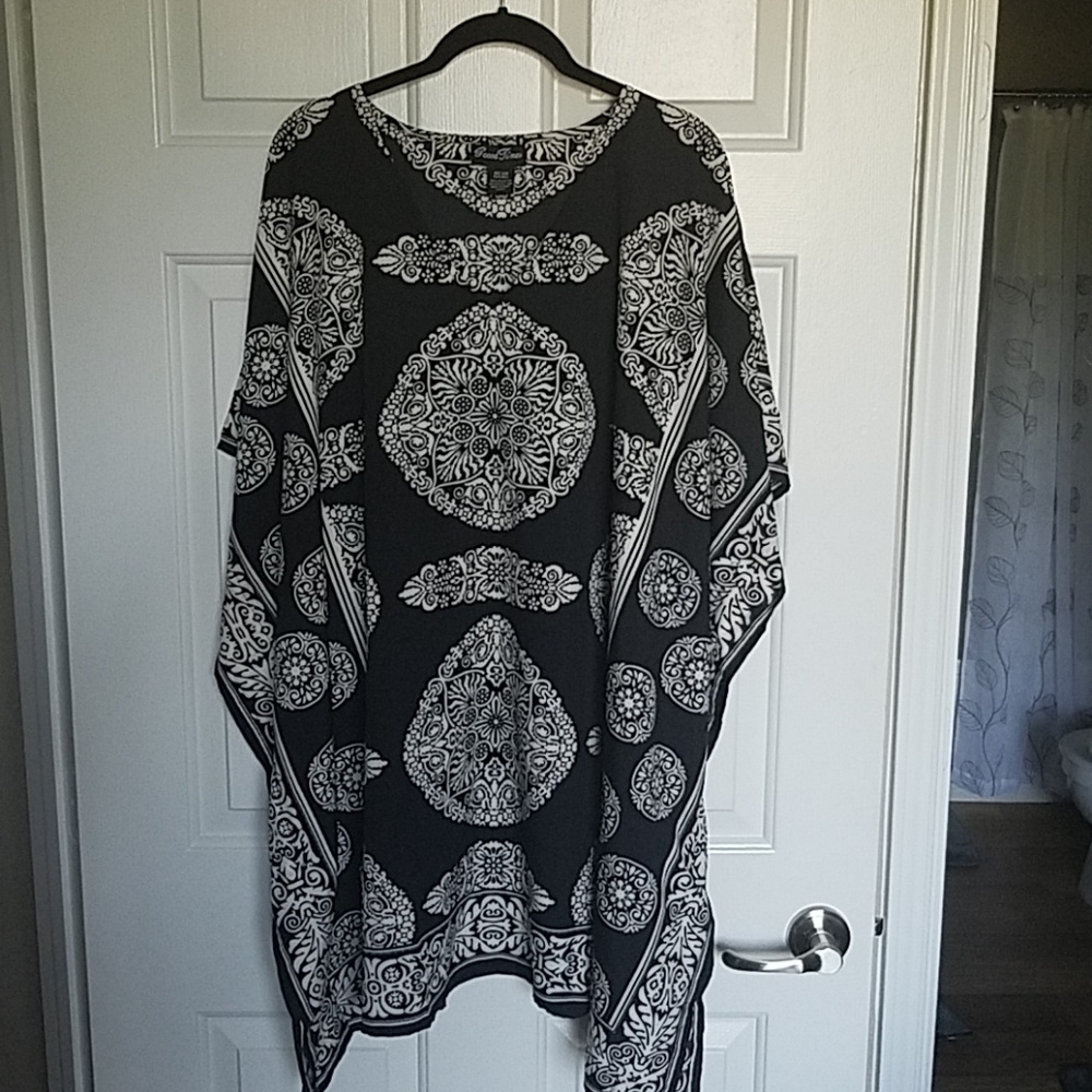 Dress/Swimsuit coverup